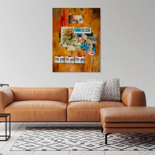 Guess Who Is Watching / Adivina quien te mira - Diana Benedetti